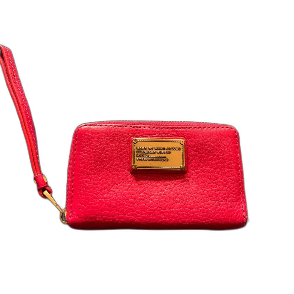 Marc Jacobs Pebbled Leather Fuschia Pink Wristlet/Wallet